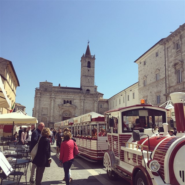 trenino turistico ascoli piceno trenino turistico ascoli piceno